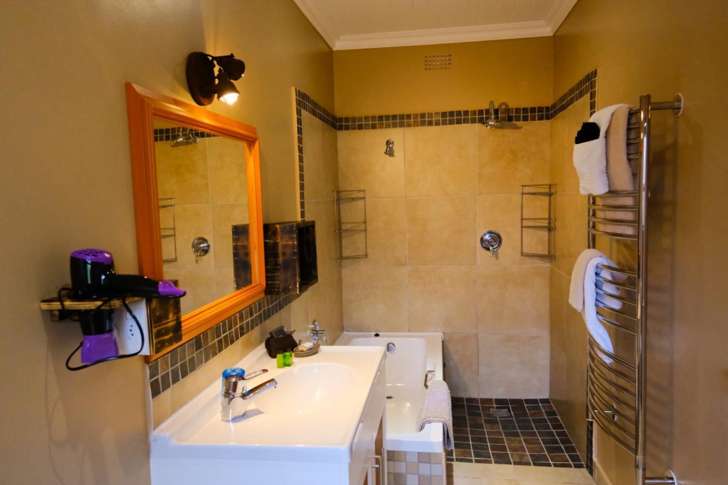 Bwhale Guest House B&B Knysna Buitenkant foto